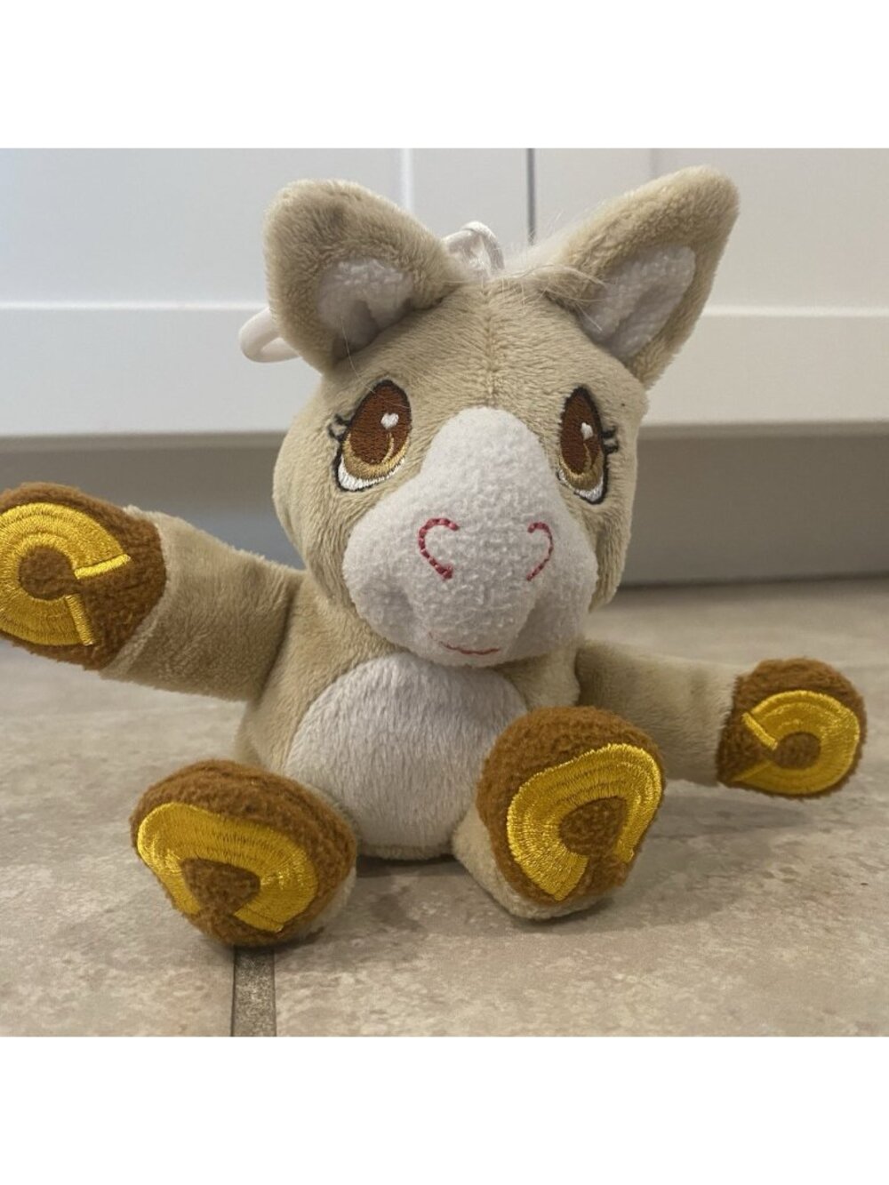 Wuggle Pets Plush Bag Clip Light Brown Tan Horse White Hair